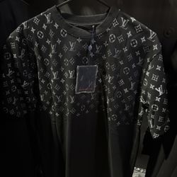 lv shirt 