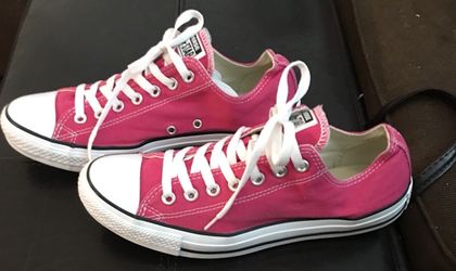 Converse All Star Hot Pink Women’s size 11 men’s size 9
