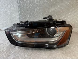 2013-2014-2015-2016 Audi A4 Left Driver side Headlight Xenon OEM