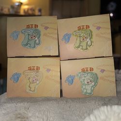 Baby Three 400 % Hugging Baby Backpack Plush Blind Box -New Confirmed BB3 - OBO