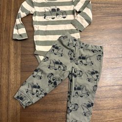 Carters Boys 24 Month Outfit Like New 