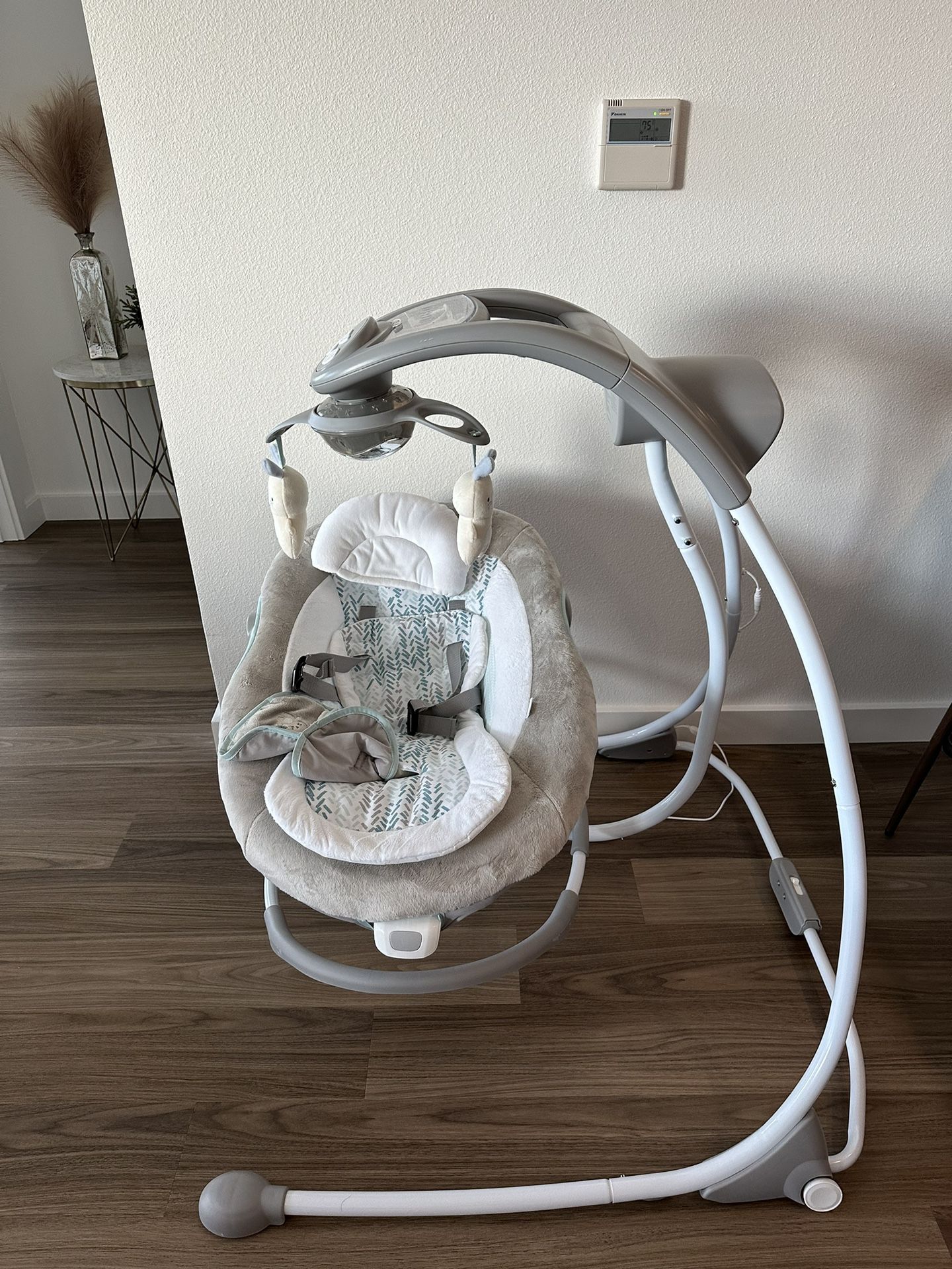 Ingenuity Inlighten 2in1 Swing & Rocker