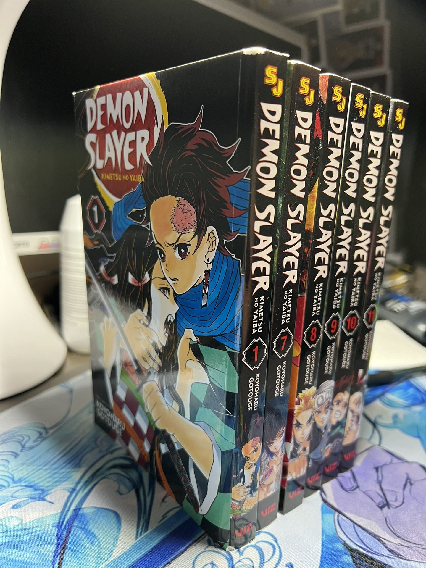 Demon Slayer: Kimetsu no Yaiba Manga - Vol 1, 7-11