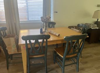 Kitchen table