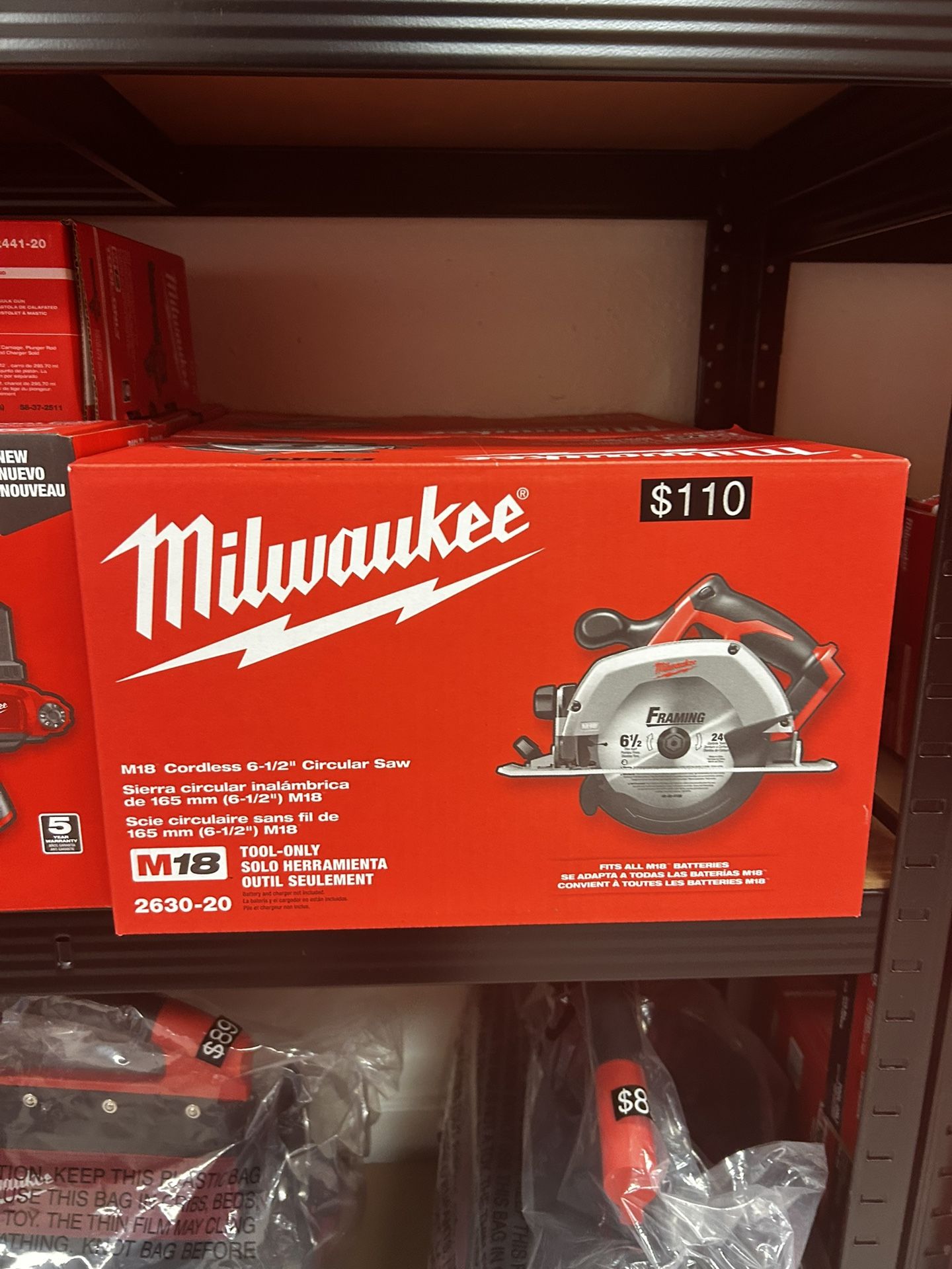 Milwaukee M18 Cordless 6-1/2 Circular Saw