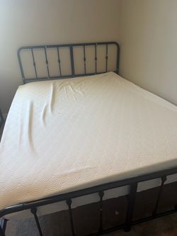 Queen Mattress and Bedfrqme