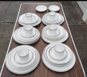 35 Pieces Made In England Bone China Set
