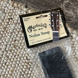 Martin Nylon Guitar Strap Black Classic 2” Leather Ends