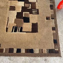 5x3 Area Rug $15