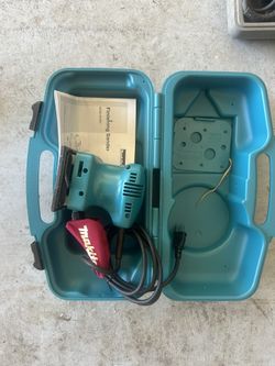 Makita Finishing Sander