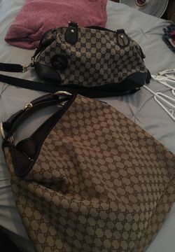 WOMENS GUCCI PURSES