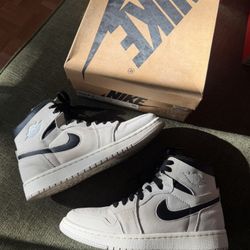 Womens Air Jordan 1 High Zoom Air CMFT Summit White WMNS Size 8