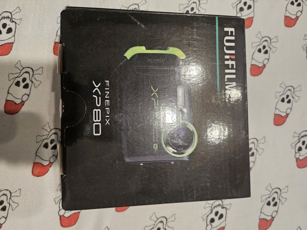 Digital Cameras In Excellent Condition 