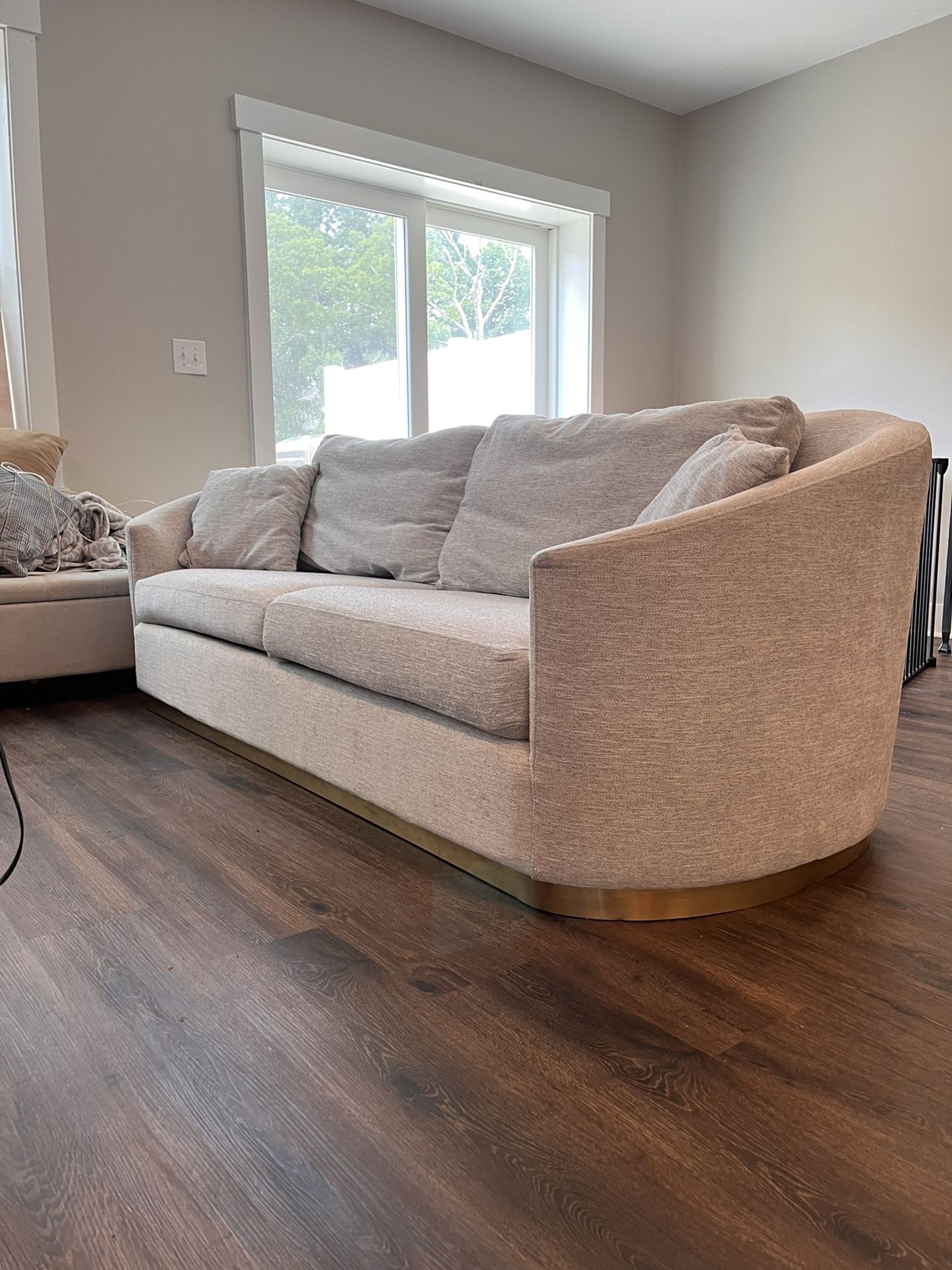 Beautiful Modern Light Grey Love Couch