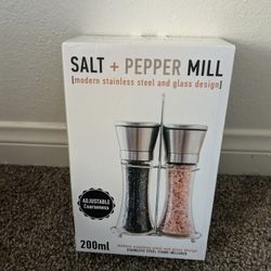 Salt Pepper Mill