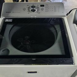 Great Working Super Capacity Maytag Washer 