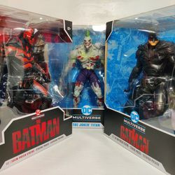 The Batman 12" Statue & Gold Label Variant Joker Titan Action Figures Statues By McFarlane Toys Brand New Unopened And Still Factory Sealed