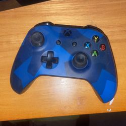 XBOX ONE CONTROLLER 