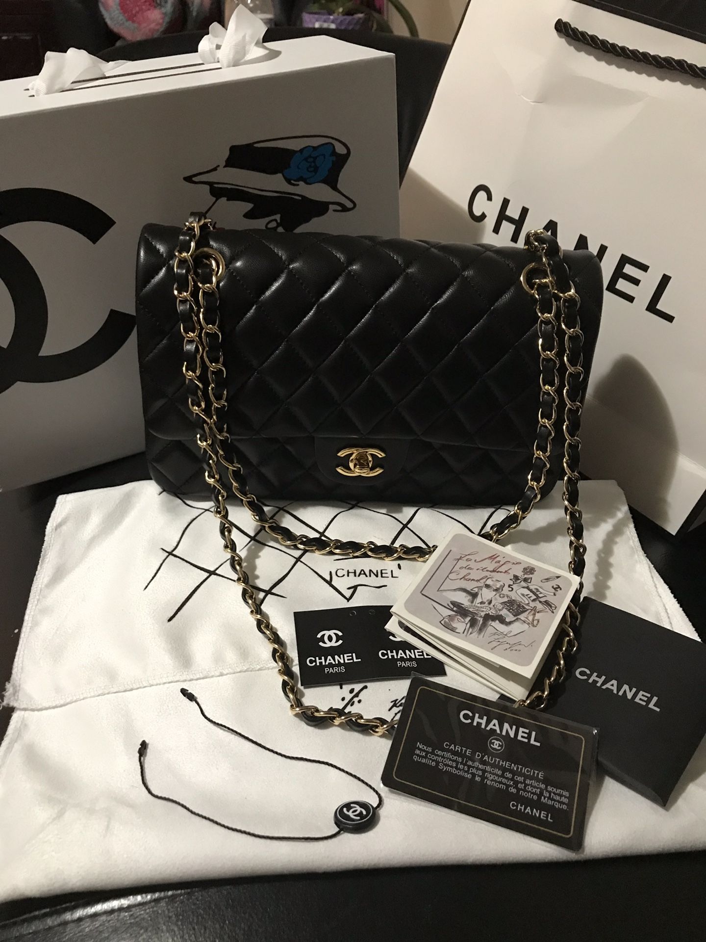 Beautiful lambskin leather chanel bag