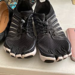 Women’s  Fila Finger Toe