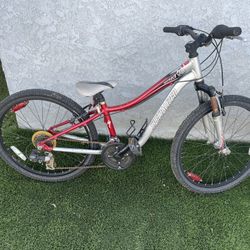 Specialized Hot Rock 24 Inch Ready To Go