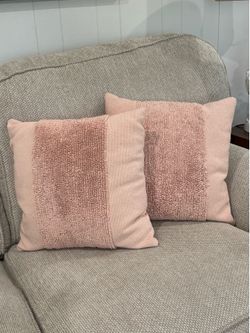 Set of 2 peach throw pillows