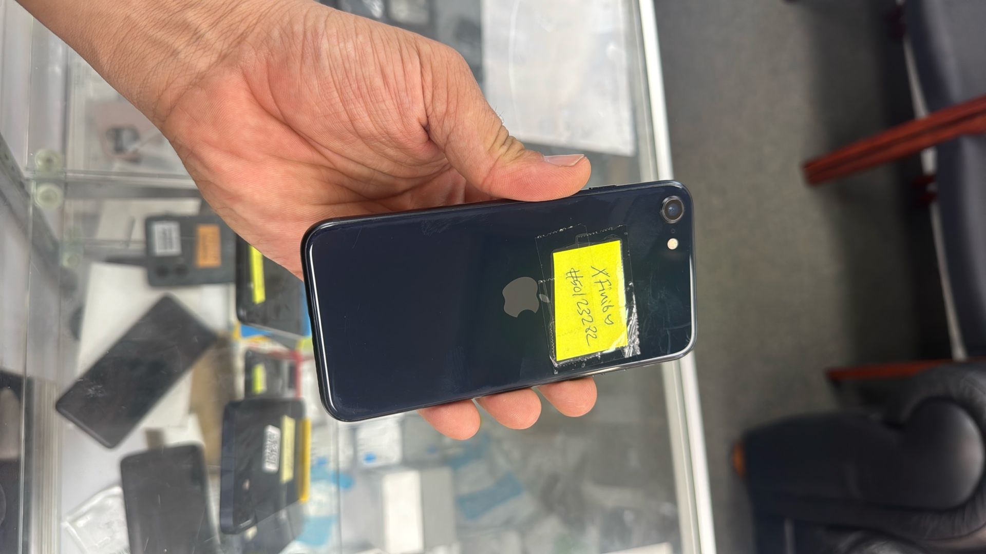 iPhoneSE3rd Generation Xfinity Only