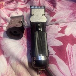 Vintage oysters, small animal clippers size 40 size 10