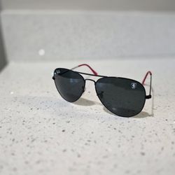Rayban Farrari Aviator Glasses