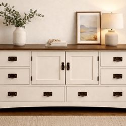 ✨ Vintage Bassett Solid Wood Credenza/ Buffet/ Dresser