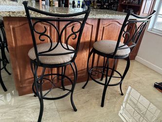 4 barstools