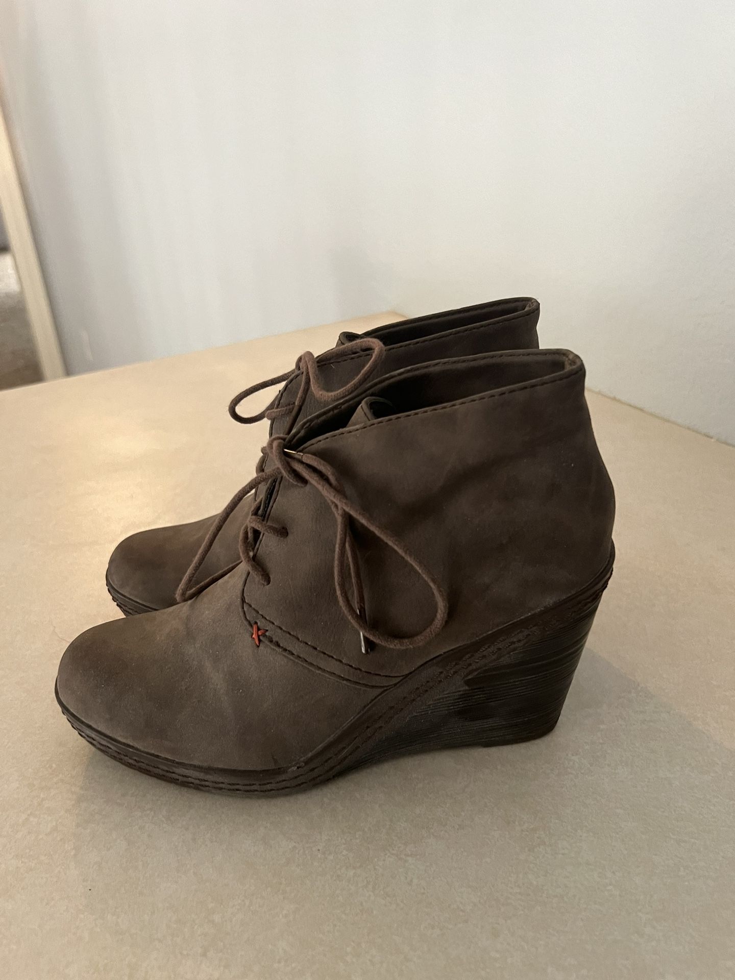Brown Wedge Boots Size 7