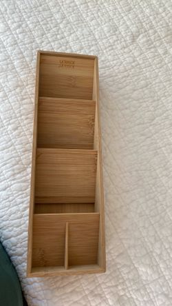 Flatware organizer
