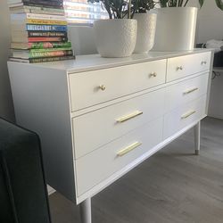 Samuel 6 - drawer dresser