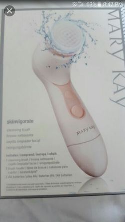 Cleansing brush