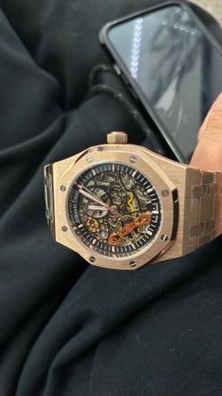 Men’s Rose Gold Watch