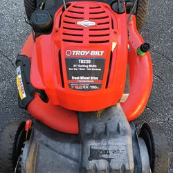 21'in Troy-Bilt Self-propelled Lawn Mower