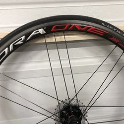 Campagnolo Bora Bora One Clincher Rims + Tires
