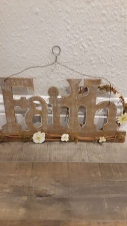 Brand New Wood Faith Sign/ Farmhouse Decor