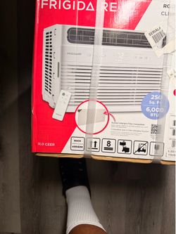 FRIGIDARE Air Conditioner