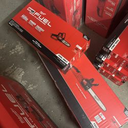 M18 FUEL 16 in. 18V Lithium-Ion Brushless Cordless Chainsaw + M18 FUEL 8 in. HATCHET Pruning Saw Milwaukee 