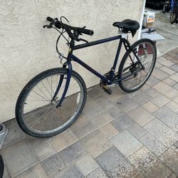 Specialized rock, Hopper Mountain bike vintage, 26 inch rims