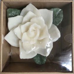 🌺 Pottery Barn ‘Unscented’ Gardenia Flower Floating Candle’s ~ (3) New In Box!! 