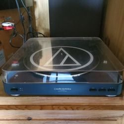 Vinyl Player