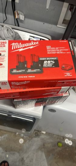 Milwaukee M12 High Output Starter Kit