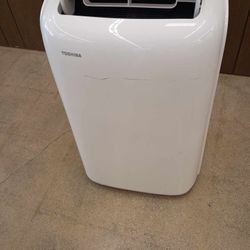 ac unit Toshiba air conditioner like new 