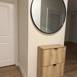 Mirror And Shoe Self Or Separate 
