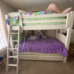 Bunk Bed With Trundle 