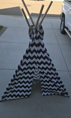 Kids Chevron Teepee Play Tent