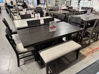Modern Dining Room Set – Delivery & Financing!